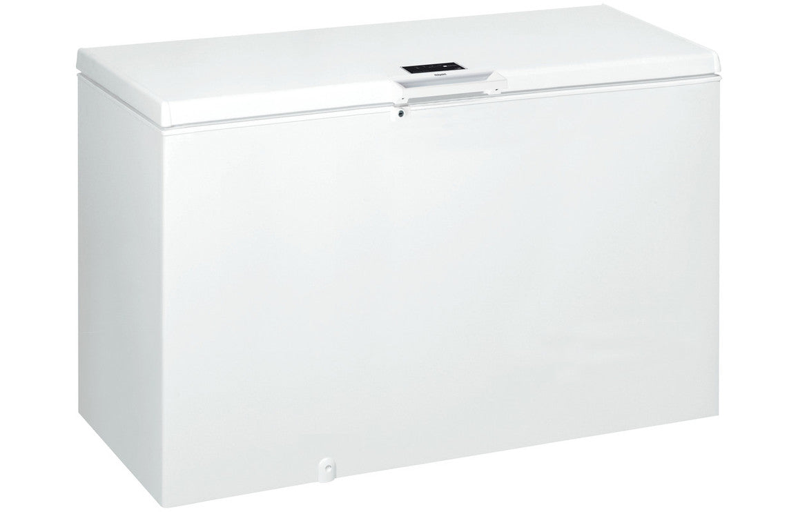 Hotpoint CS1A 400 H FM FA UK 1 F/S Low Frost Chest Freezer - White Hotpoint CS1A 400 H FM FA UK 1 F/S Low Frost Chest Freezer - White