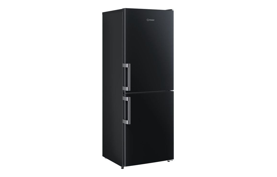 Indesit IB55 532 B UK F/S 50/50 Fridge Freezer - Black Indesit IB55 532 B UK F/S 50/50 Fridge Freezer - Black
