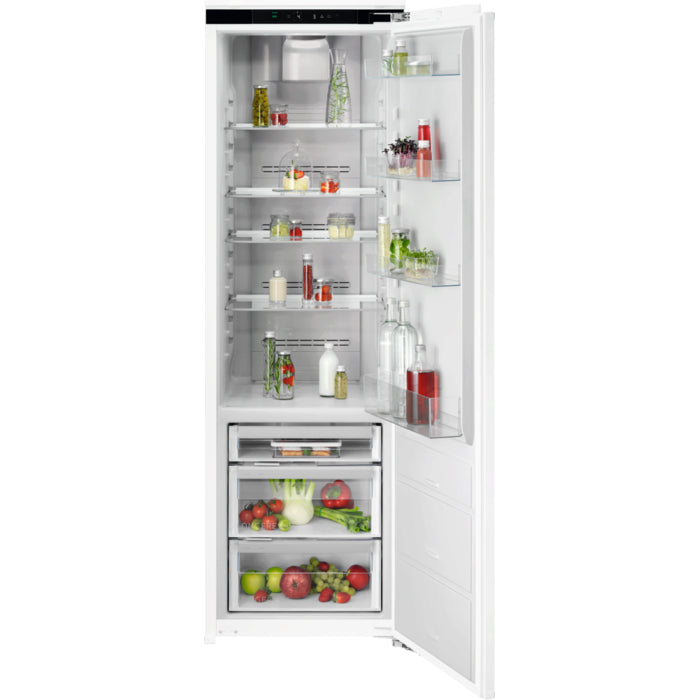 AEG NSK9Z181EC B/I Tall Larder Fridge AEG NSK9Z181EC B/I Tall Larder Fridge