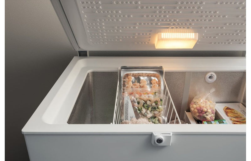 Hotpoint CS2A 300 H FA 1 F/S 120cm Chest Freezer - White