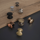 Windsor Round Knob Antique Brass