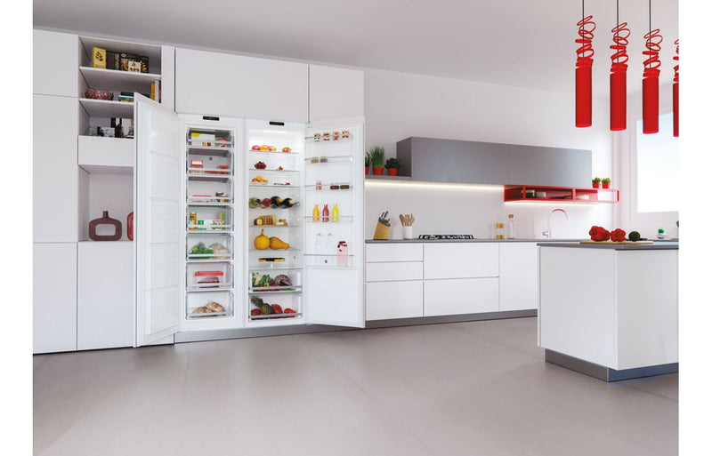 Hoover HOUS518EWK B/I Tall Freezer