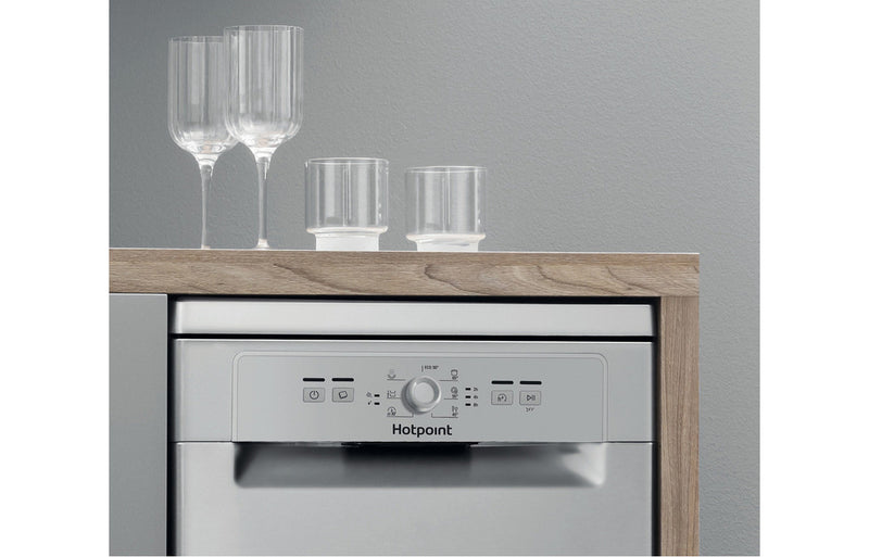 Hotpoint HSFE 1B19 S UK N F/S 10 Place Slimline Dishwasher - Silver