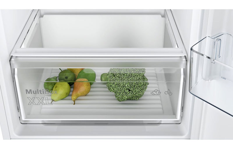 Bosch Series 2 KIN86NFE0G B/I Frost Free 60/40 Fridge Freezer (Fixed Hinge)