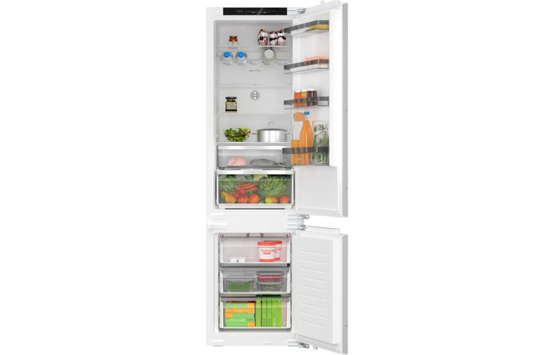 Bosch Series 4 KIN96VFD0 B/I Frost Free 60/40 Fridge Freezer