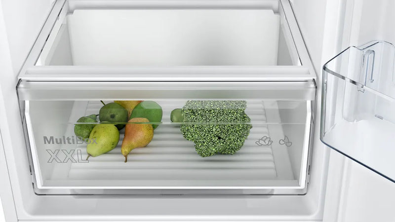 Bosch Series 2 KIN85NSE0G B/I No Frost 50/50 Fridge Freezer