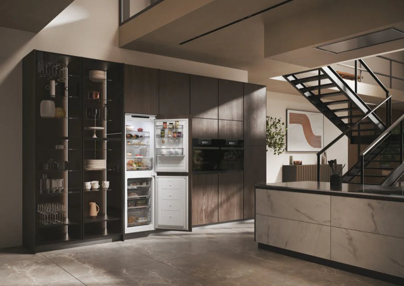 Haier HB50T618MK B/I No Frost 50/50 Fridge Freezer