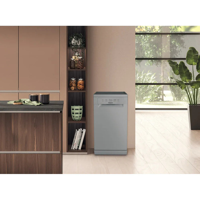 Hotpoint HP2FE10CS90SUK F/S 10 Place Slim Dishwasher - Silver