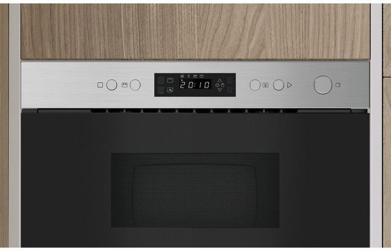 Indesit IM K12 XUK B/I 750W Microwave & Grill - Stainless Steel