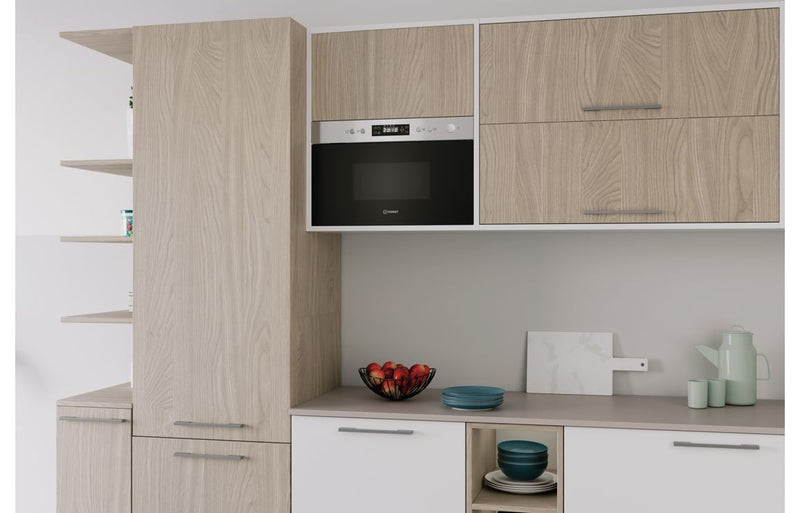 Indesit IM K12 XUK B/I 750W Microwave & Grill - Stainless Steel