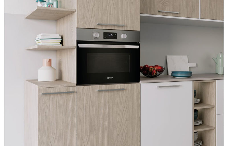 Indesit IP 252R XUK B/I 900W Microwave & Grill - Stainless Steel